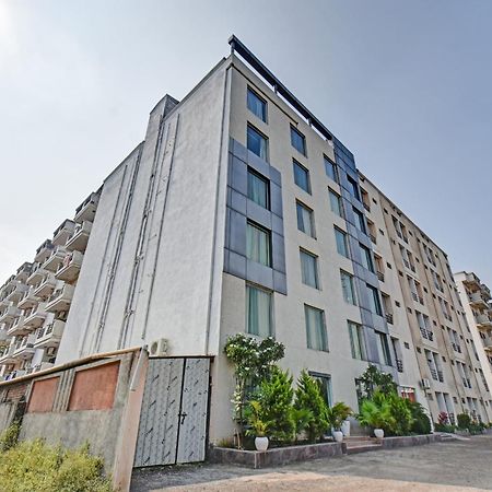 Townhouse Classio Suites شيردي المظهر الخارجي الصورة