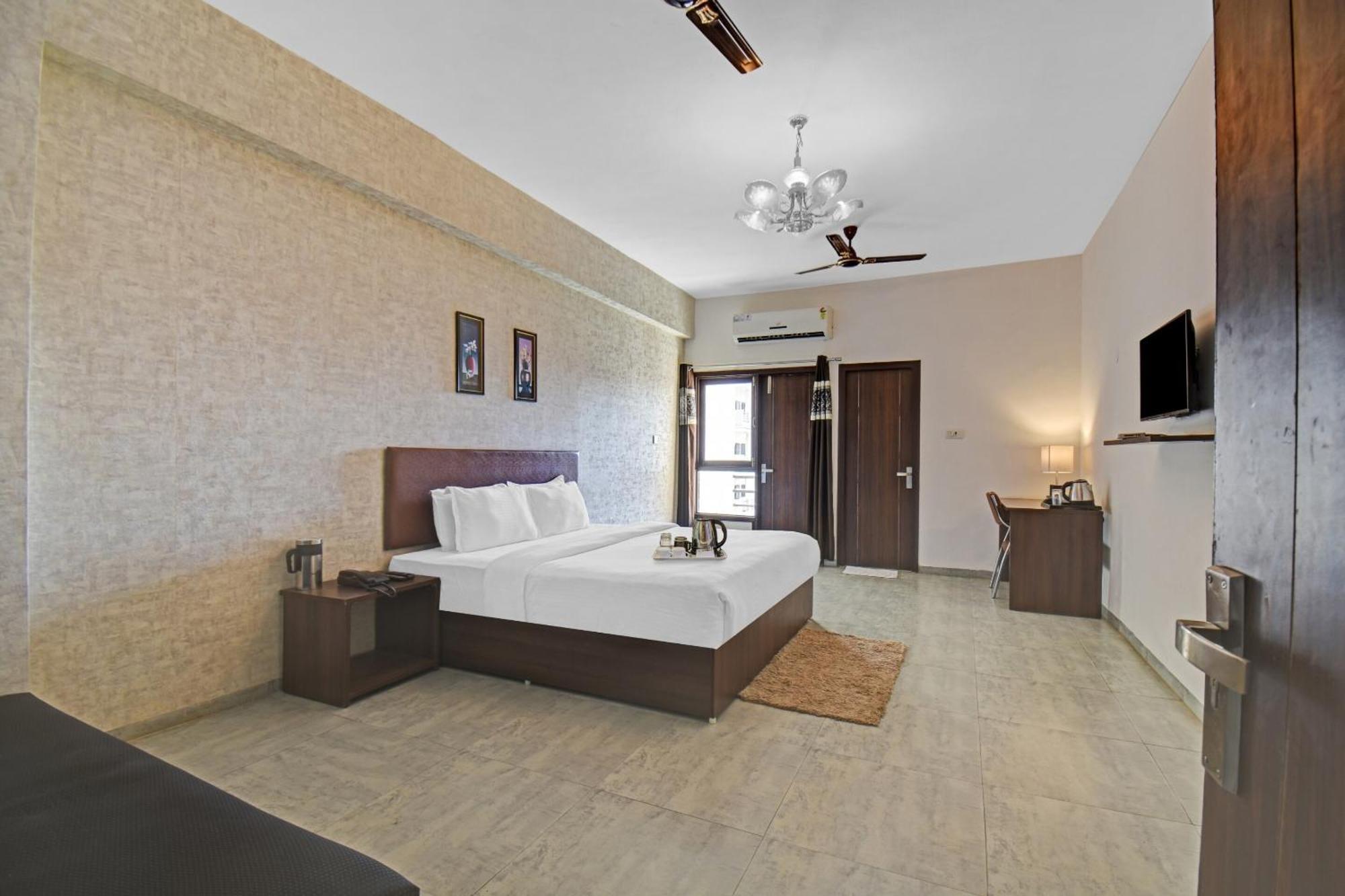Townhouse Classio Suites شيردي المظهر الخارجي الصورة