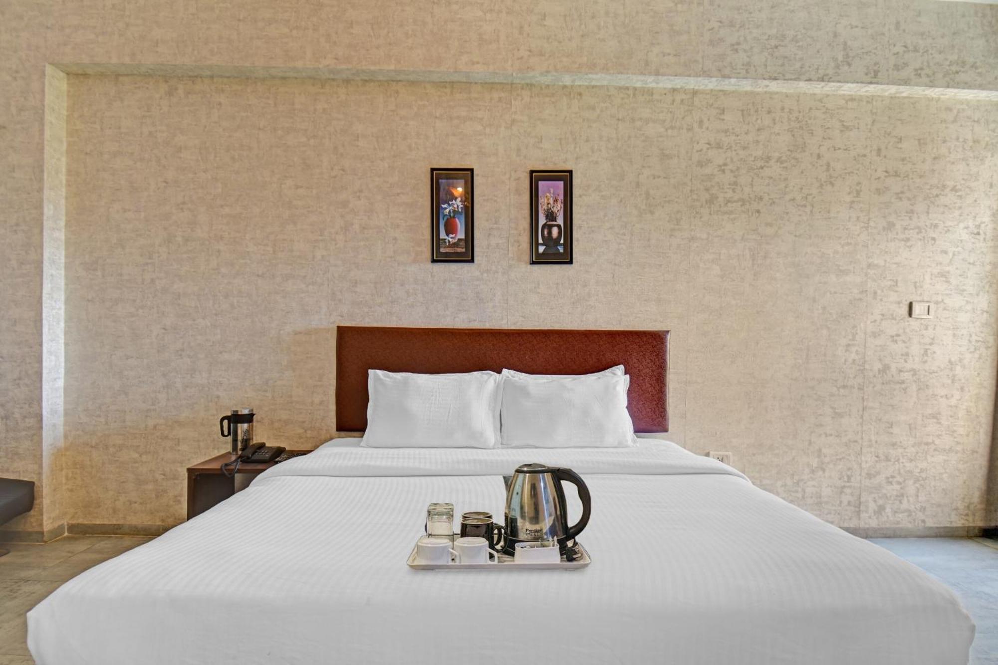 Townhouse Classio Suites شيردي المظهر الخارجي الصورة