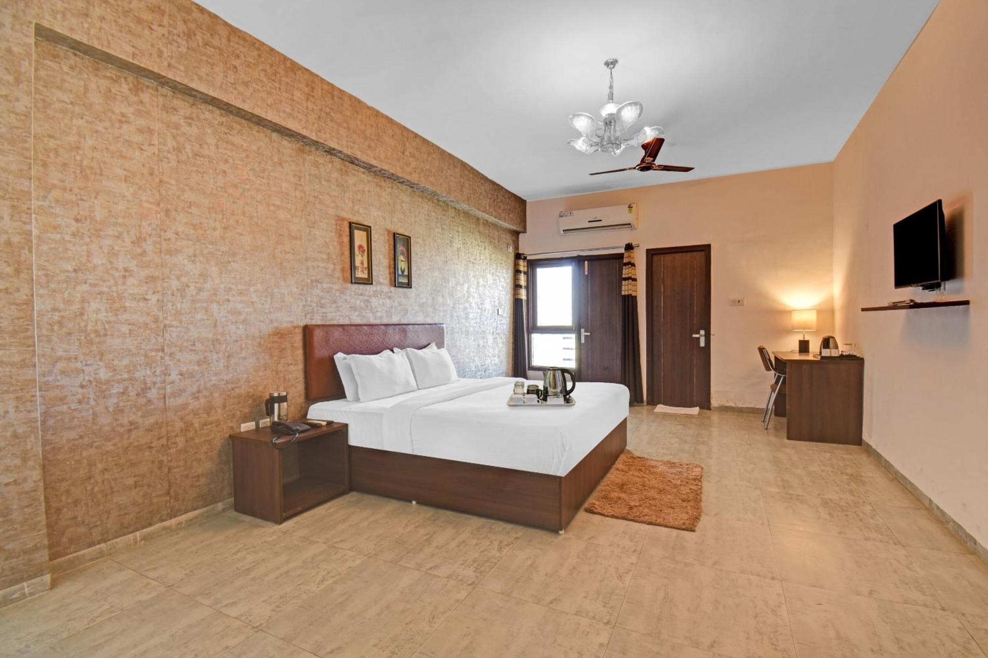 Townhouse Classio Suites شيردي المظهر الخارجي الصورة