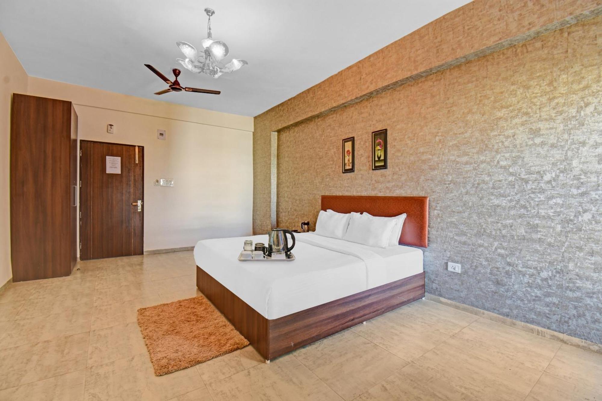 Townhouse Classio Suites شيردي المظهر الخارجي الصورة