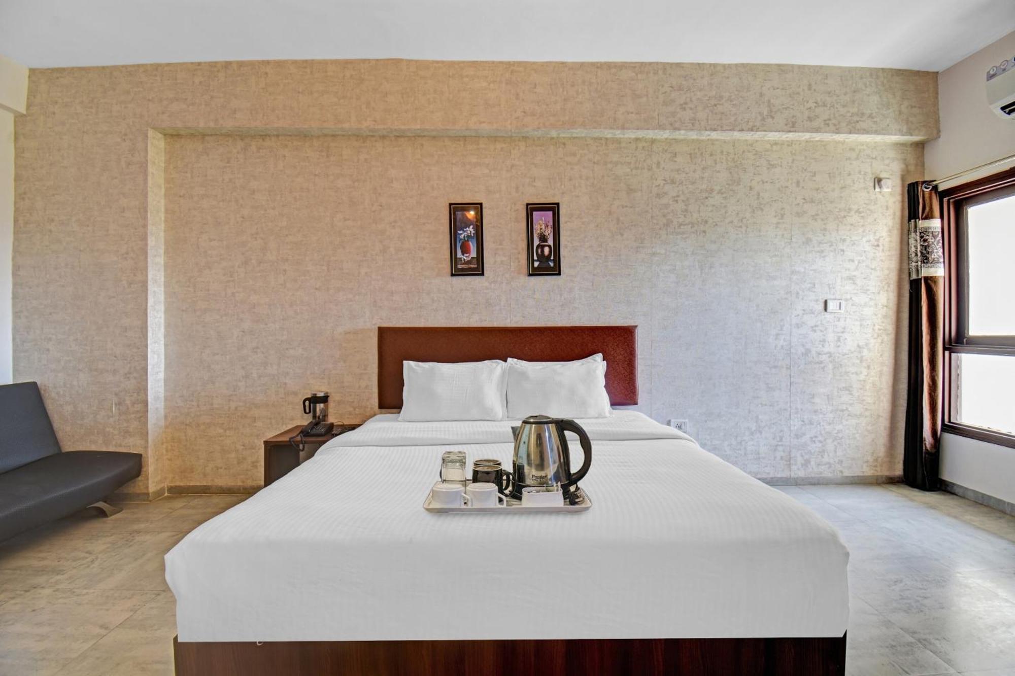 Townhouse Classio Suites شيردي المظهر الخارجي الصورة