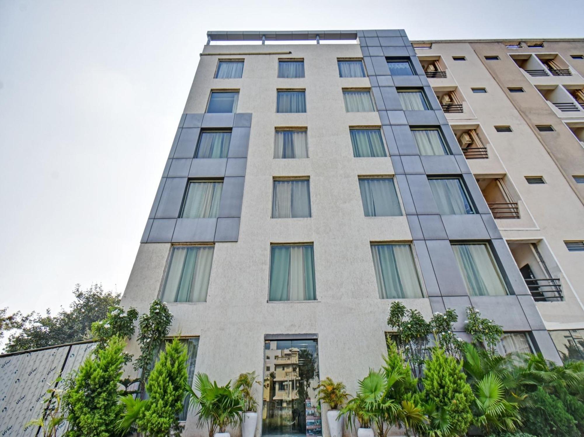 Townhouse Classio Suites شيردي المظهر الخارجي الصورة