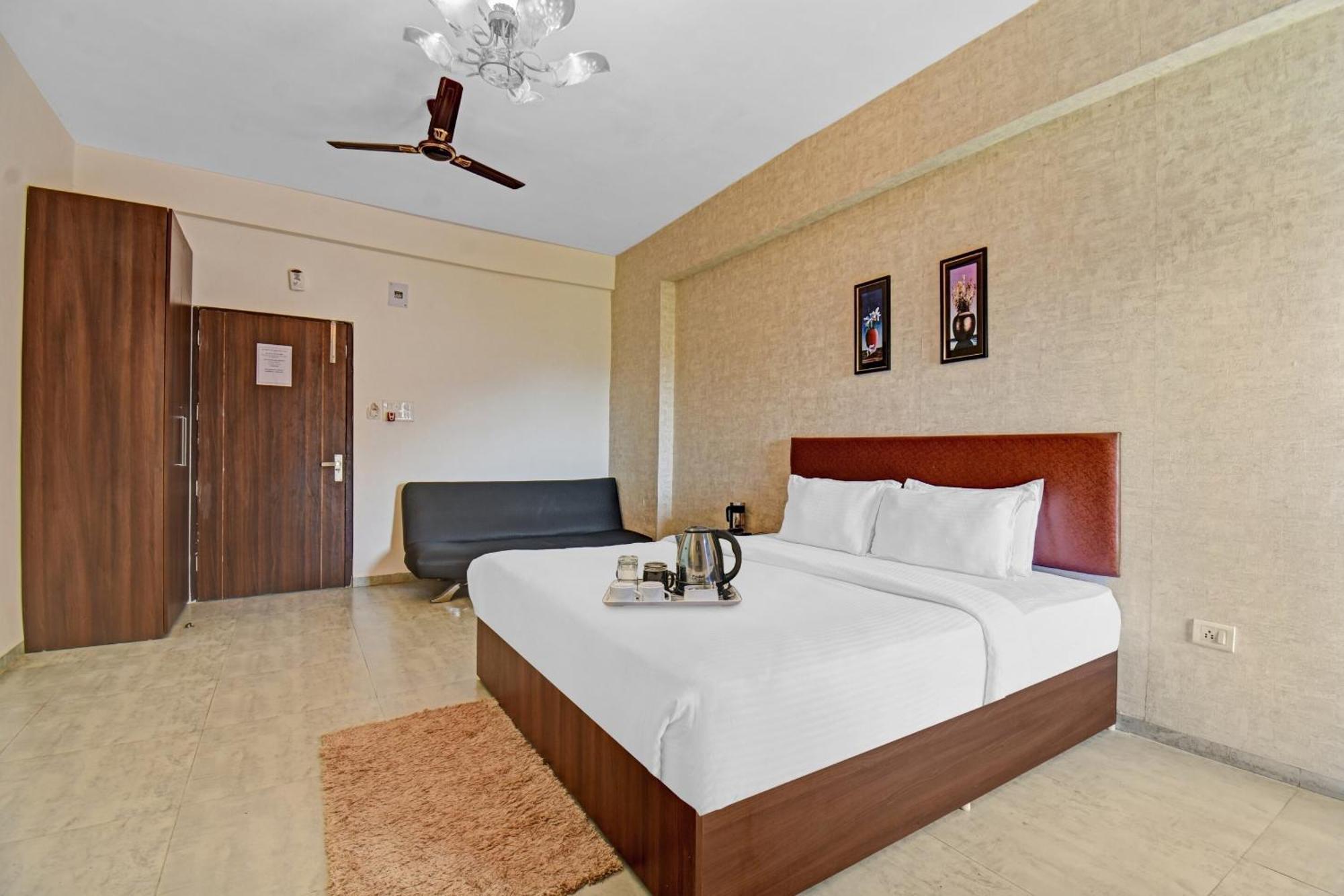 Townhouse Classio Suites شيردي المظهر الخارجي الصورة
